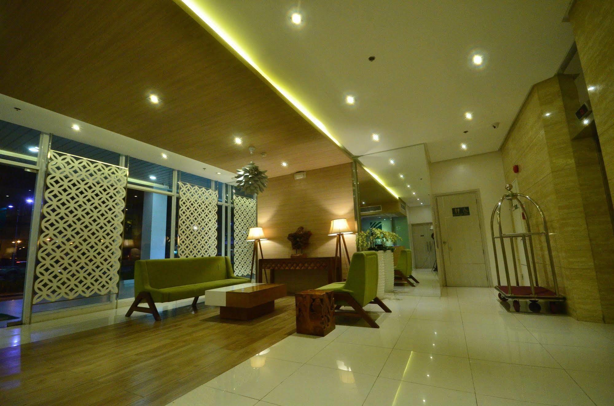 Injap Tower Hotel Iloilo City Ngoại thất bức ảnh